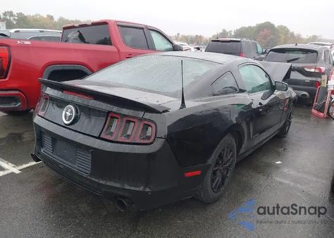 2014 Ford Mustang из США, поврежденный, VIN 1ZVBP8AM7E5323859